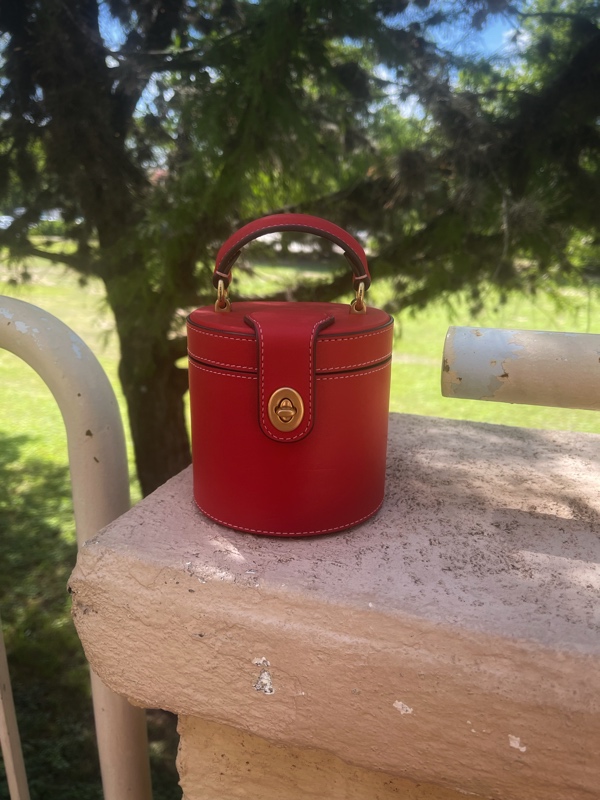a red ket lock cone box
